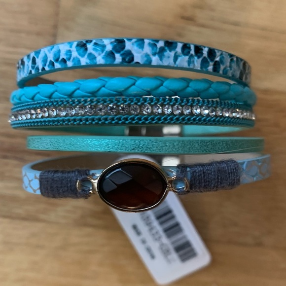 Boho Multilayer Blue Leather Cuff Bracelet - Picture 2 of 9